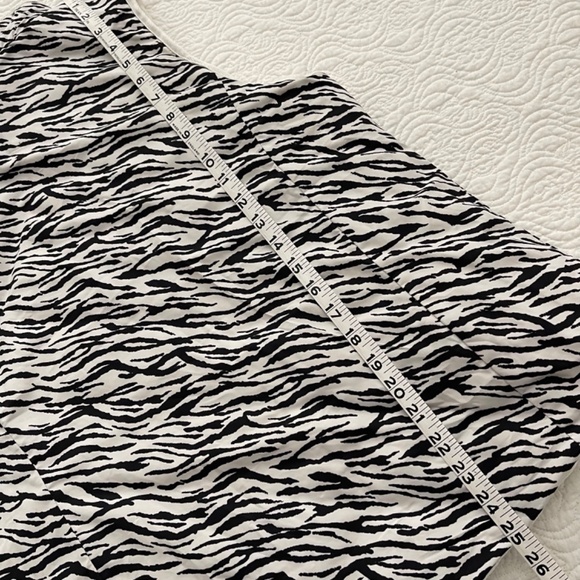 Kensie Puffer Vest Reversible Quilted Sz L and Shirt - Picture 12 of 16